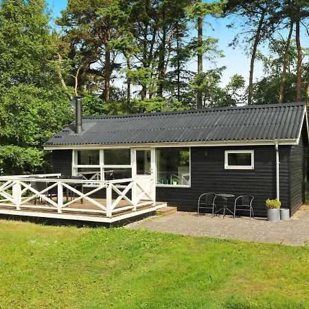 4 Person In Holiday home *