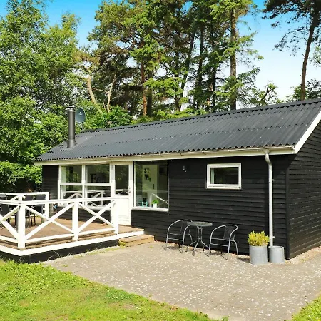 Holiday home 4 Person In Hadsund